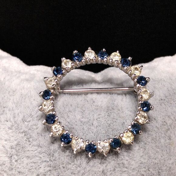 Vintage Panetta Blue Clear Rhinestone Wreath Brooch Rhodium Plated 1960s - Picture 6 of 10